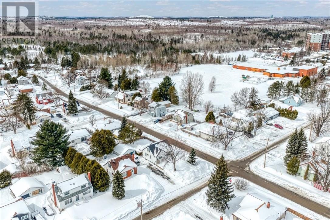 570 Queen Elizabeth Street, Lively, Ontario  P3Y 1N1 - Photo 37 - 2126961