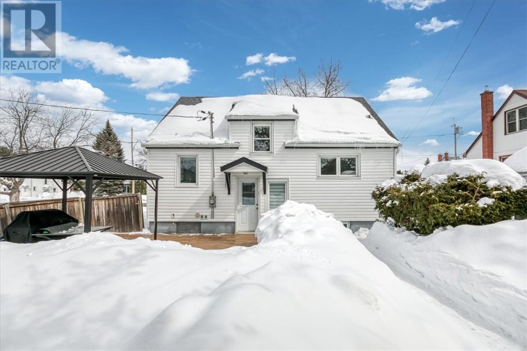 570 Queen Elizabeth Street, Lively, Ontario  P3Y 1N1 - Photo 4 - 2126961