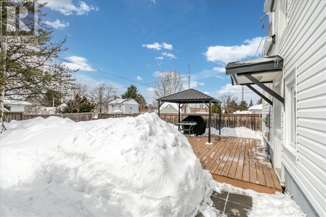 570 Queen Elizabeth Street, Lively, Ontario  P3Y 1N1 - Photo 5 - 2126961