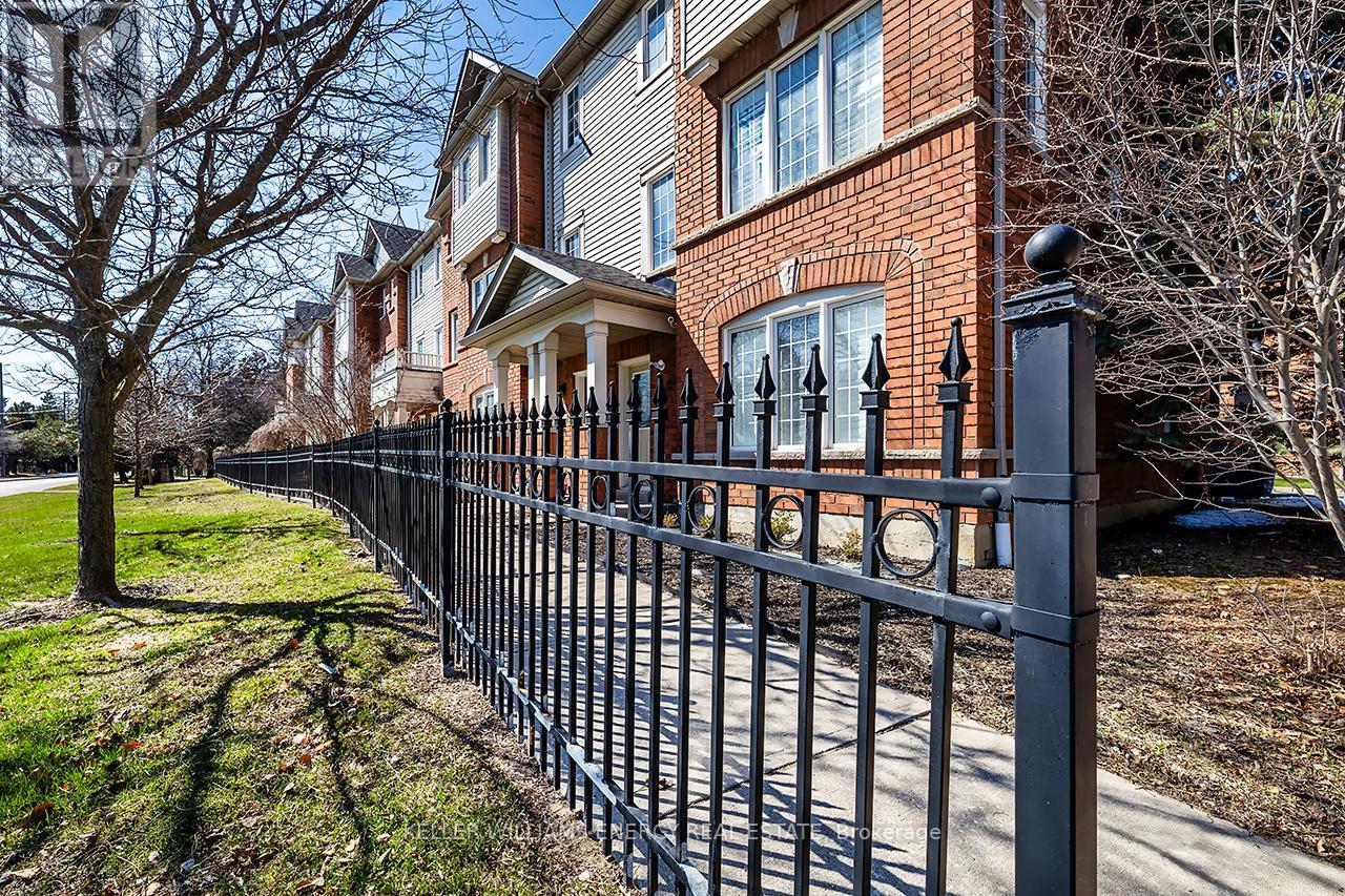 16 - 1790 Finch Avenue, Pickering, Ontario L1V 0A1 - Photo 4 - E12969902