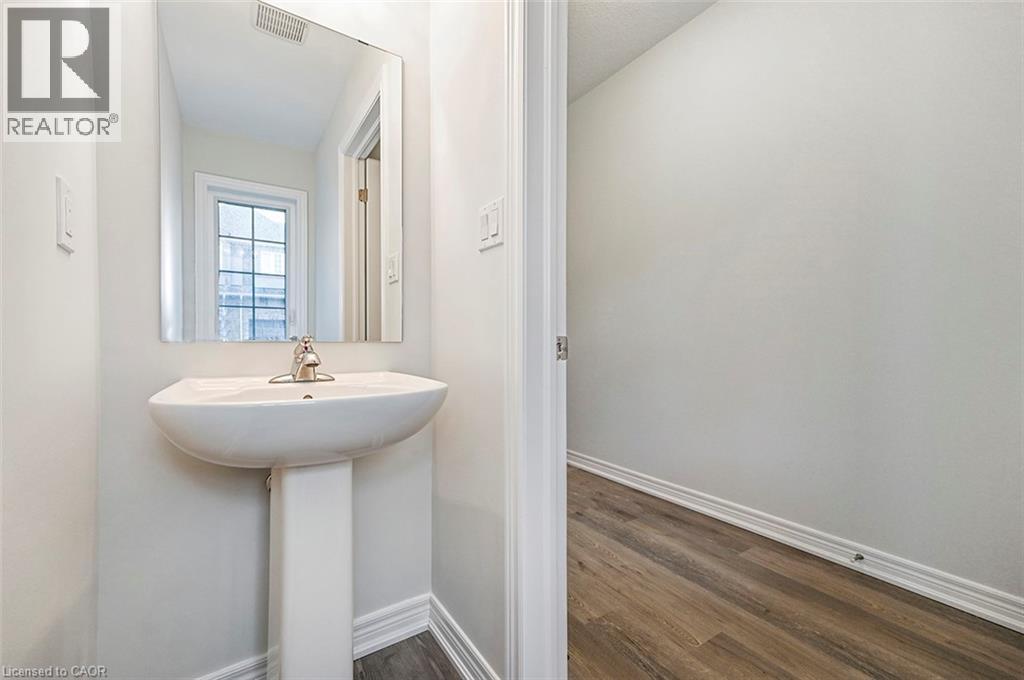 45 Linden Park Lane, Hamilton, Ontario  L9A 1Y1 - Photo 10 - 40803584