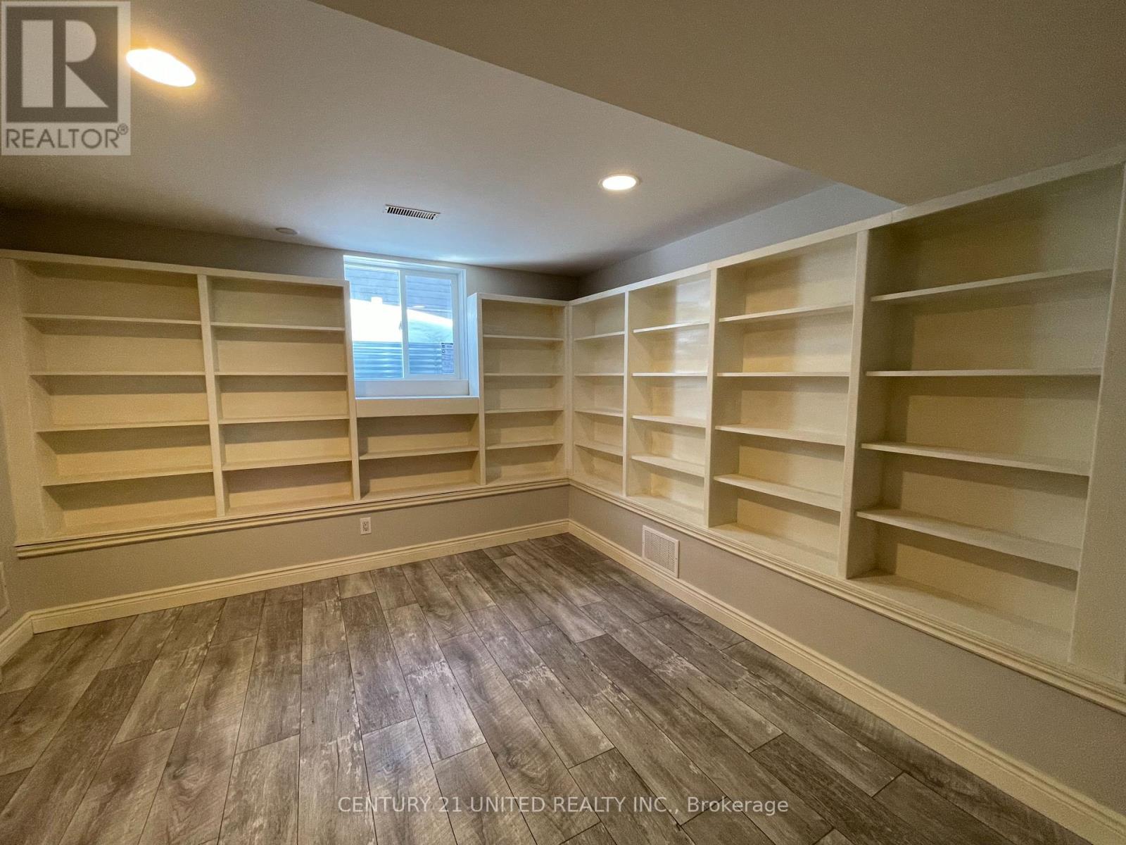 Lower - 685 Armour Road, Peterborough, Ontario  K9H 1Z5 - Photo 10 - X12969550