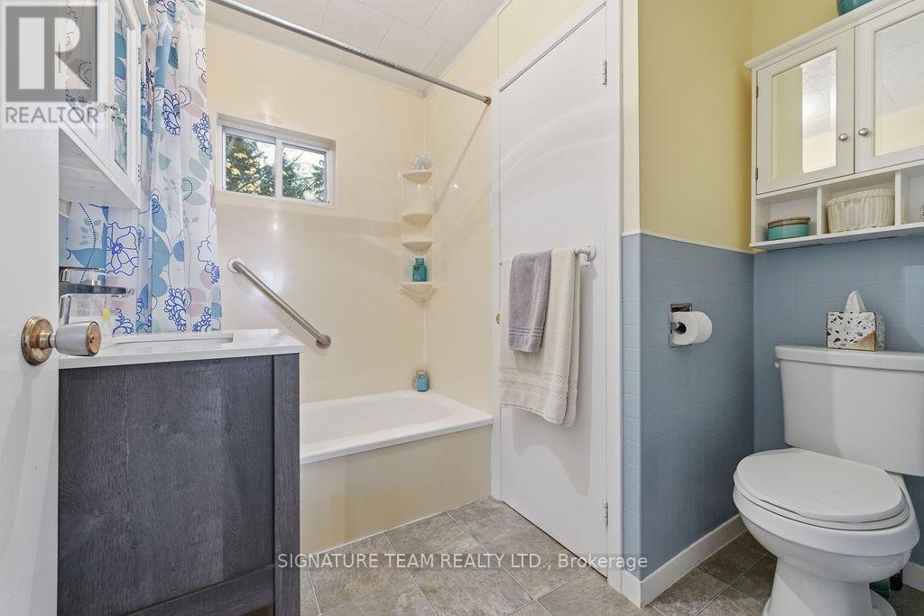 347 Black Point Road, North Algona Wilberforce, Ontario  K0J 1X0 - Photo 20 - X12477989