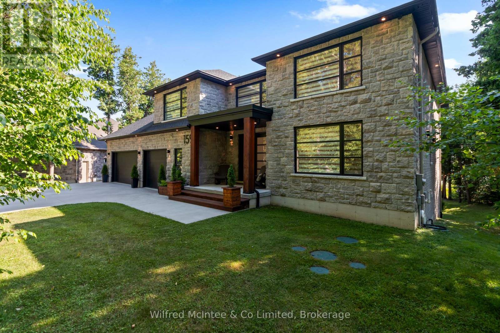 159 Upper Lorne Beach Road, Kincardine, Ontario  N0G 2T0 - Photo 9 - X12456653