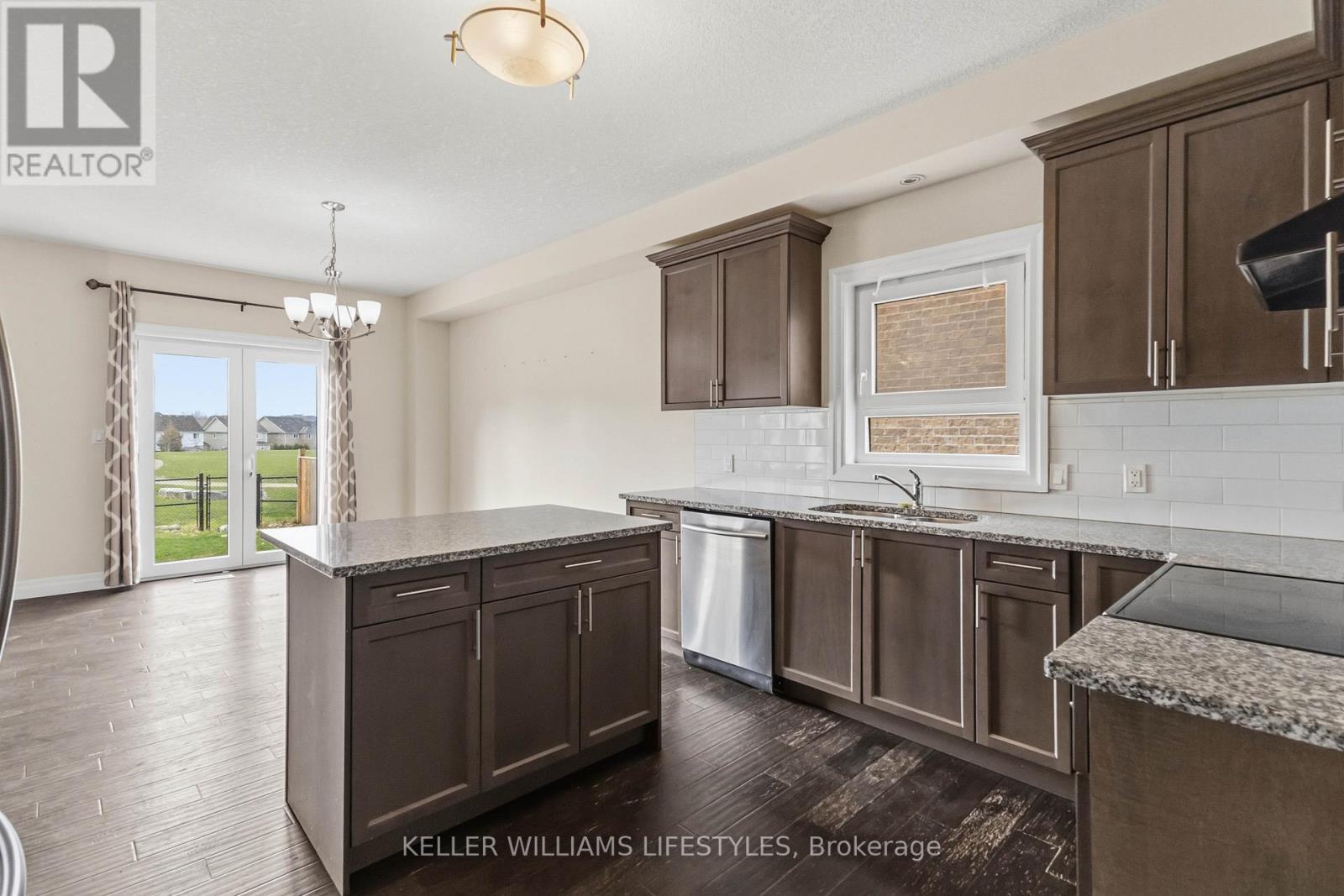 1943 Cedarpark Drive, London North, Ontario  N5X 0C7 - Photo 15 - X12969762