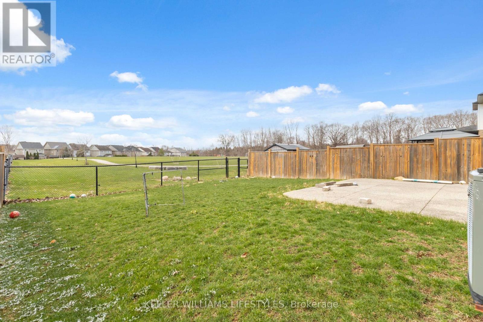 1943 Cedarpark Drive, London North, Ontario  N5X 0C7 - Photo 29 - X12969762