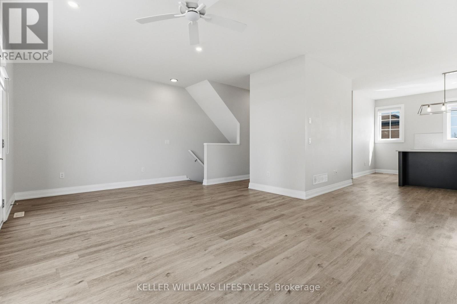 2315 Callingham Drive, London North, Ontario  N6G 0X2 - Photo 12 - X12969764