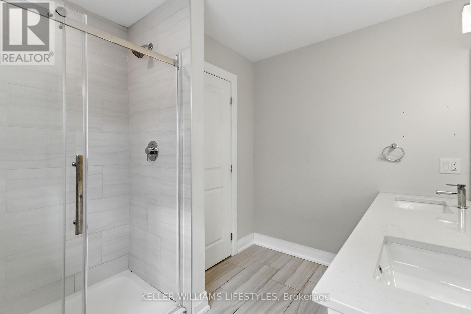 2315 Callingham Drive, London North, Ontario  N6G 0X2 - Photo 23 - X12969764