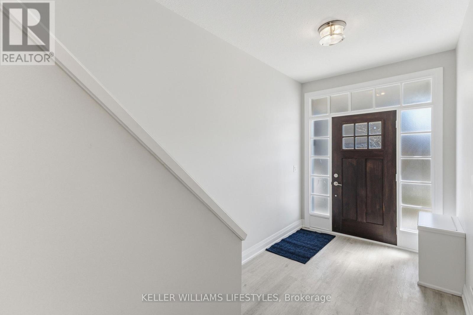 2315 Callingham Drive, London North, Ontario  N6G 0X2 - Photo 3 - X12969764