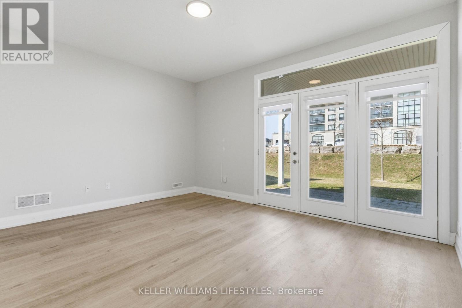 2315 Callingham Drive, London North, Ontario  N6G 0X2 - Photo 5 - X12969764