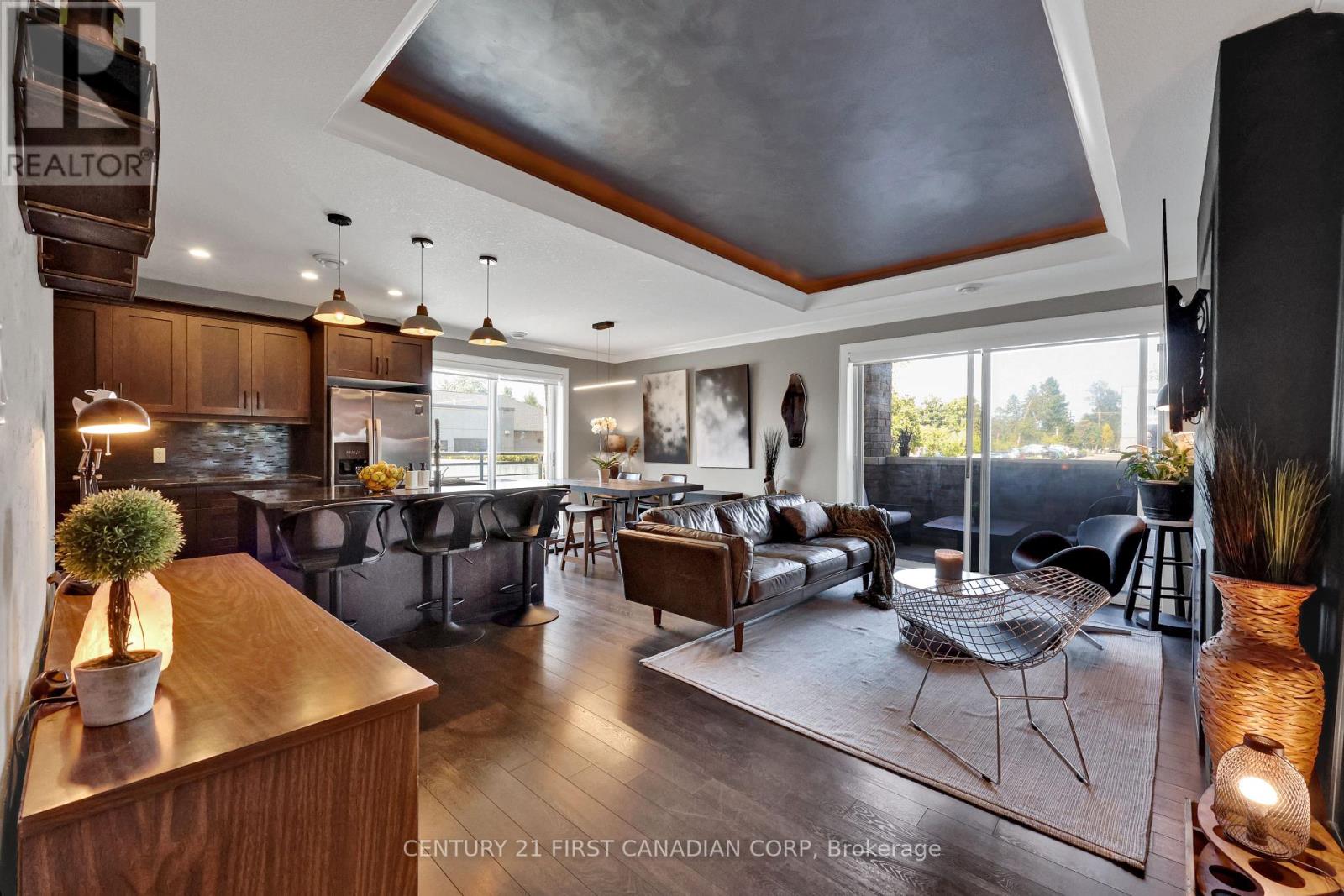 211 - 340 Sugarcreek Trail, London North, Ontario  N6H 0G4 - Photo 23 - X12969788