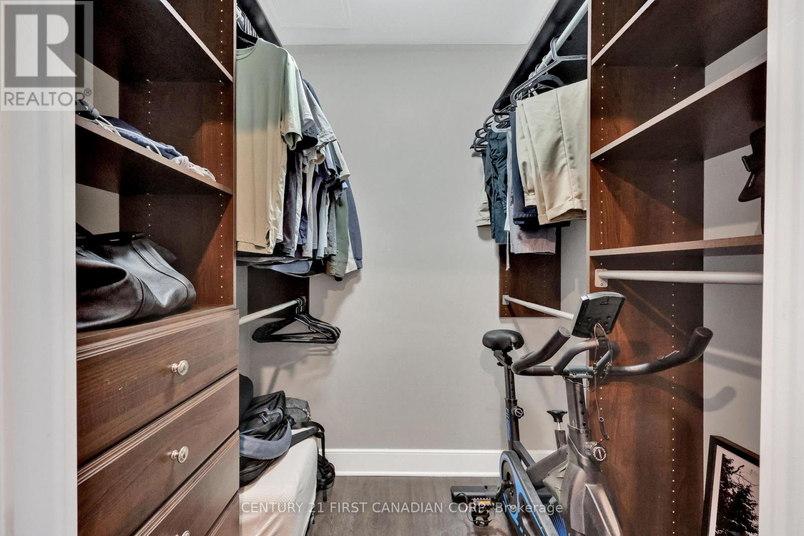 211 - 340 Sugarcreek Trail, London North, Ontario  N6H 0G4 - Photo 28 - X12969788