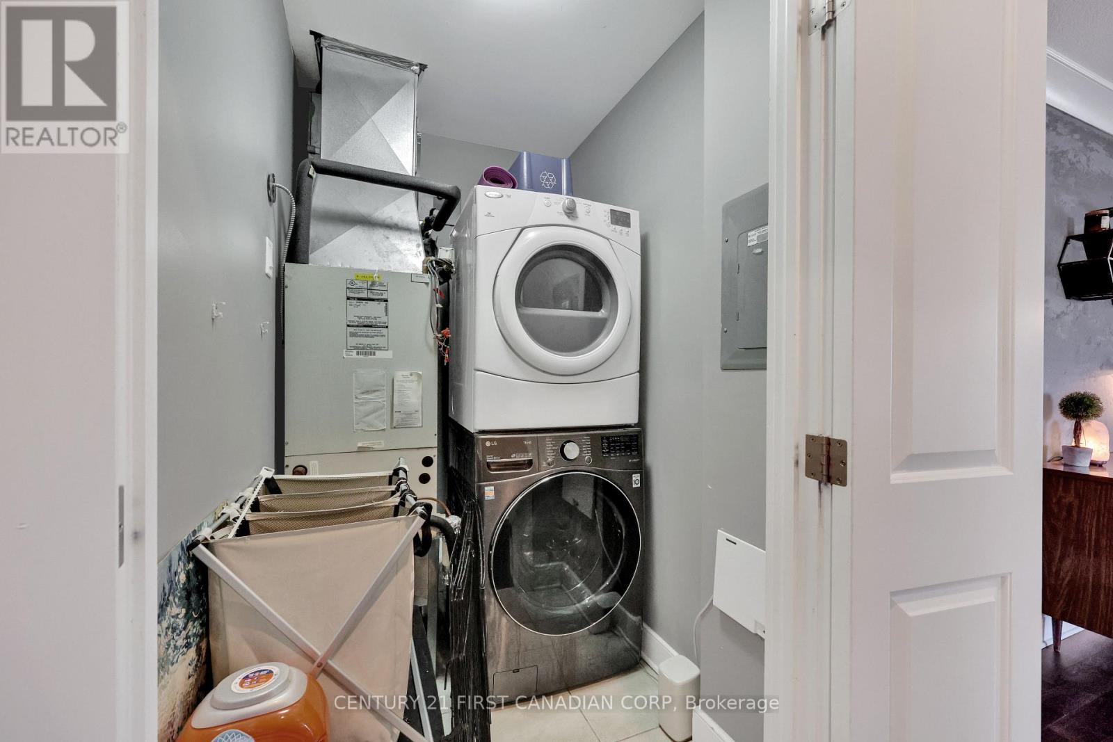 211 - 340 Sugarcreek Trail, London North, Ontario  N6H 0G4 - Photo 32 - X12969788