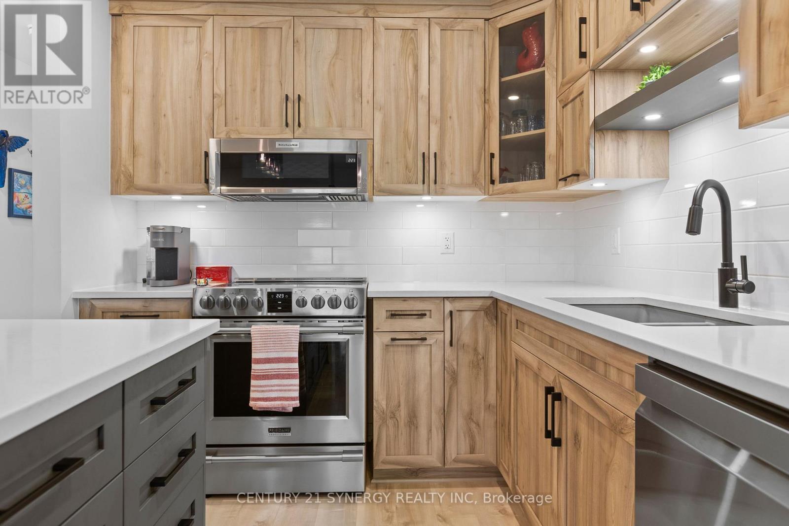 360 Montee Outaouais Street, Clarence-Rockland, Ontario  K4K 0N3 - Photo 9 - X12969472