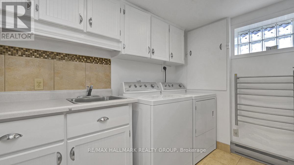 12 Woodhill Crescent, Ottawa, Ontario K1B 3B6 - Photo 36 - X12969666