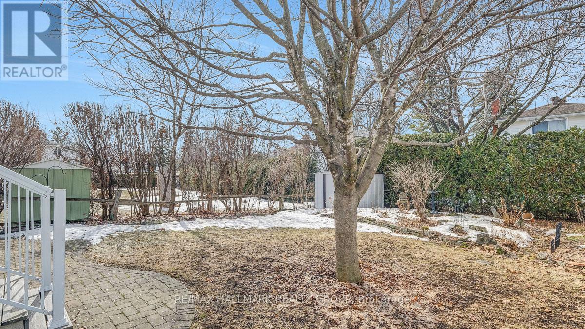 12 Woodhill Crescent, Ottawa, Ontario K1B 3B6 - Photo 41 - X12969666