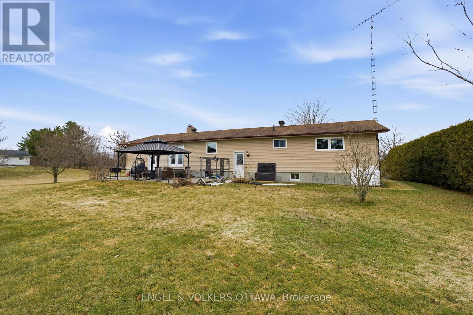 2034 Ramsay Concession 8, Mississippi Mills, Ontario  K0A 1A0 - Photo 36 - X12969670