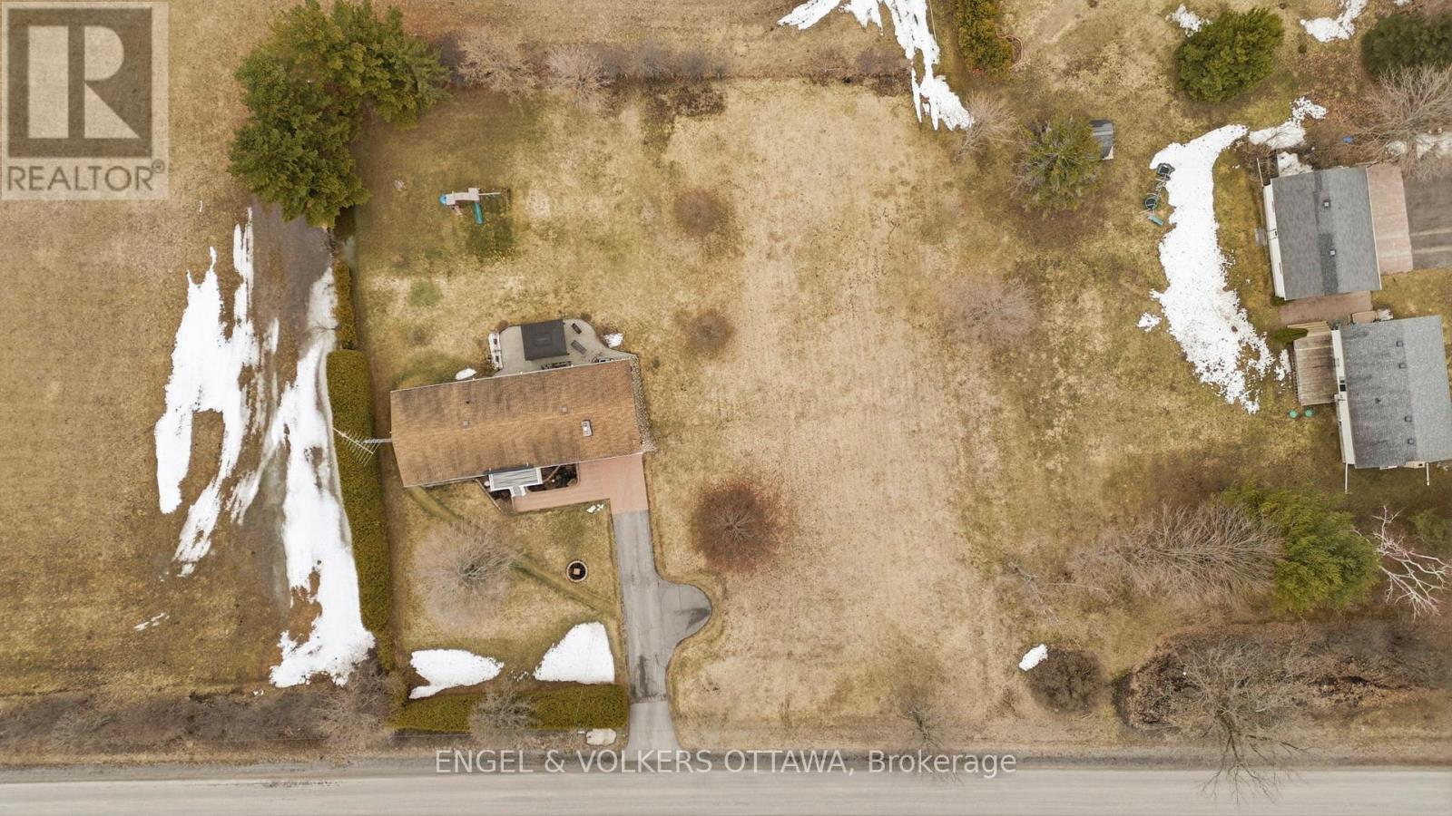 2034 Ramsay Concession 8, Mississippi Mills, Ontario  K0A 1A0 - Photo 46 - X12969670