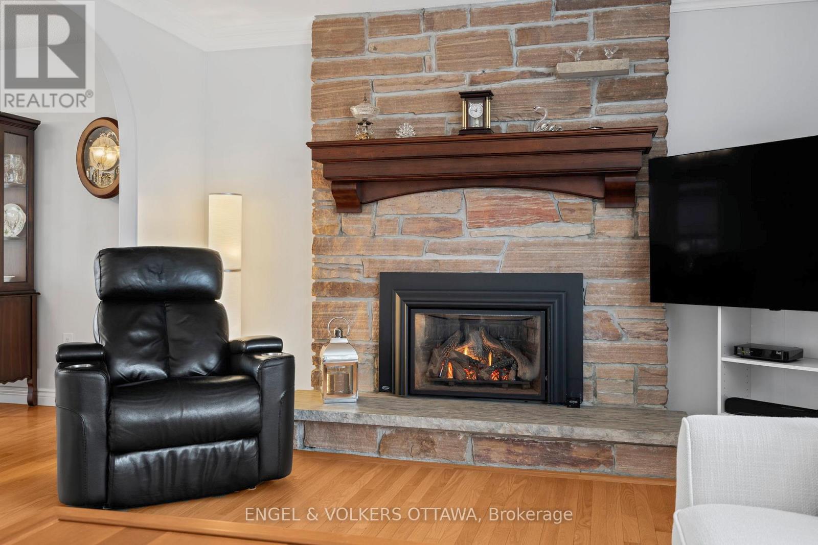 2034 Ramsay Concession 8, Mississippi Mills, Ontario  K0A 1A0 - Photo 8 - X12969670