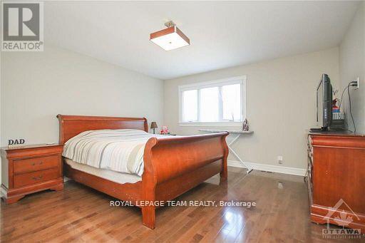 840 Forest Street, Ottawa, Ontario  K2B 5P9 - Photo 13 - X12969716