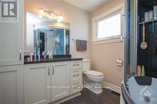 840 Forest Street, Ottawa, Ontario  K2B 5P9 - Photo 20 - X12969716