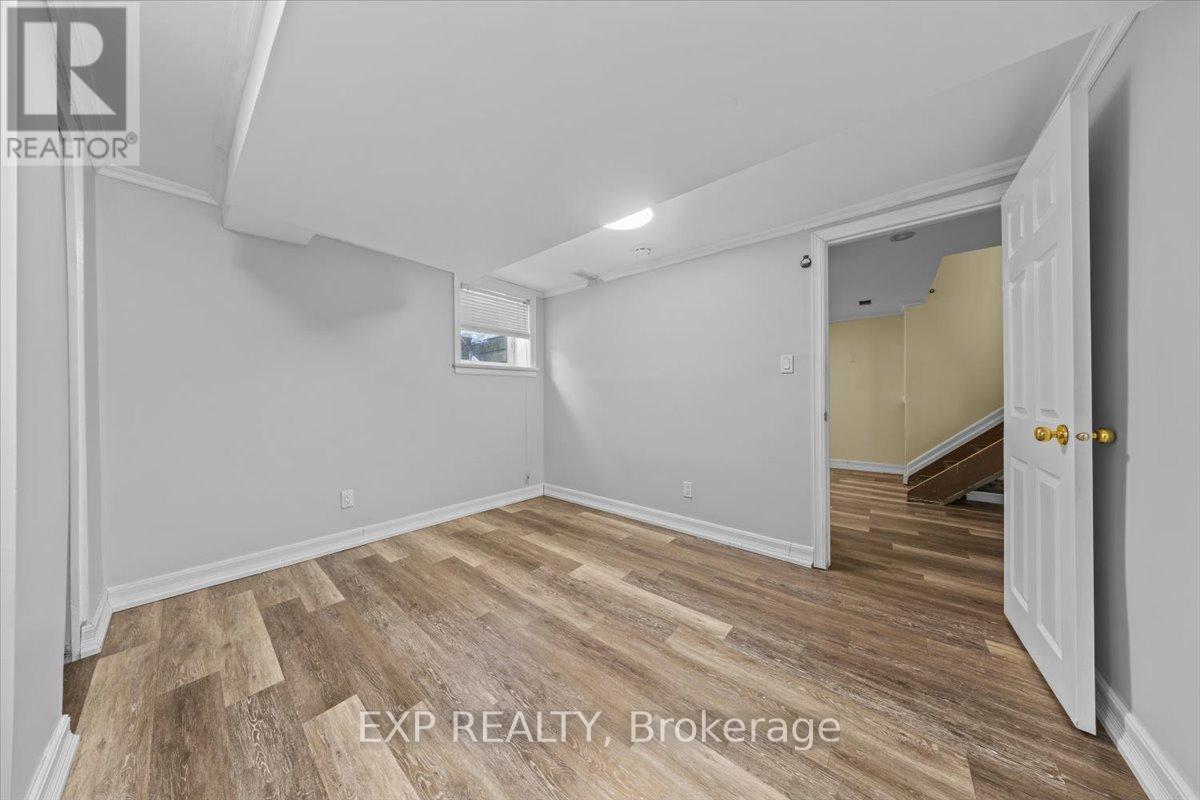 2 - 494 Wentworth Avenue, Ottawa, Ontario  K2B 5K1 - Photo 11 - X12969808