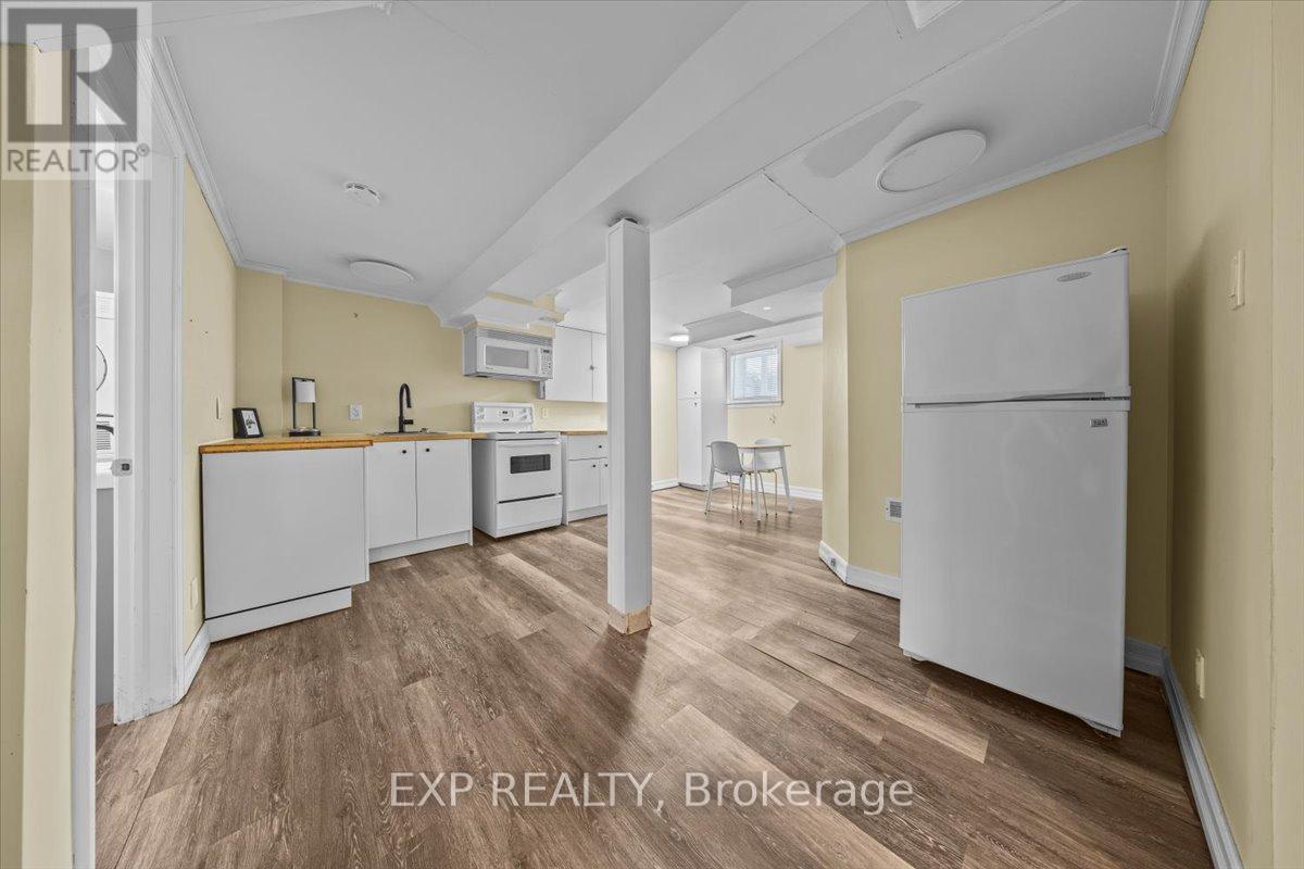 2 - 494 Wentworth Avenue, Ottawa, Ontario  K2B 5K1 - Photo 6 - X12969808