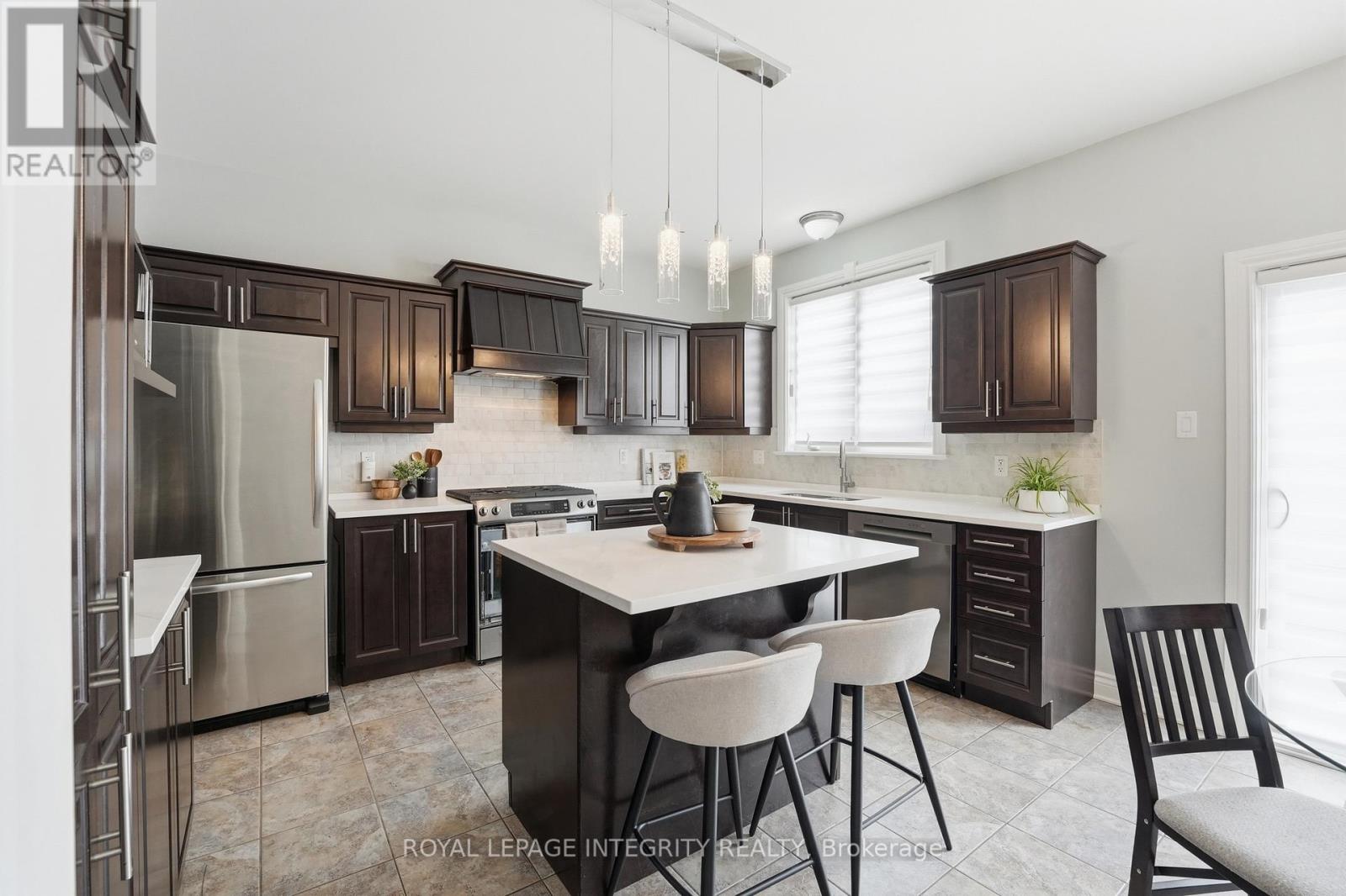 113 Thivierge Court, Clarence-Rockland, Ontario  K4K 0E7 - Photo 11 - X12969882