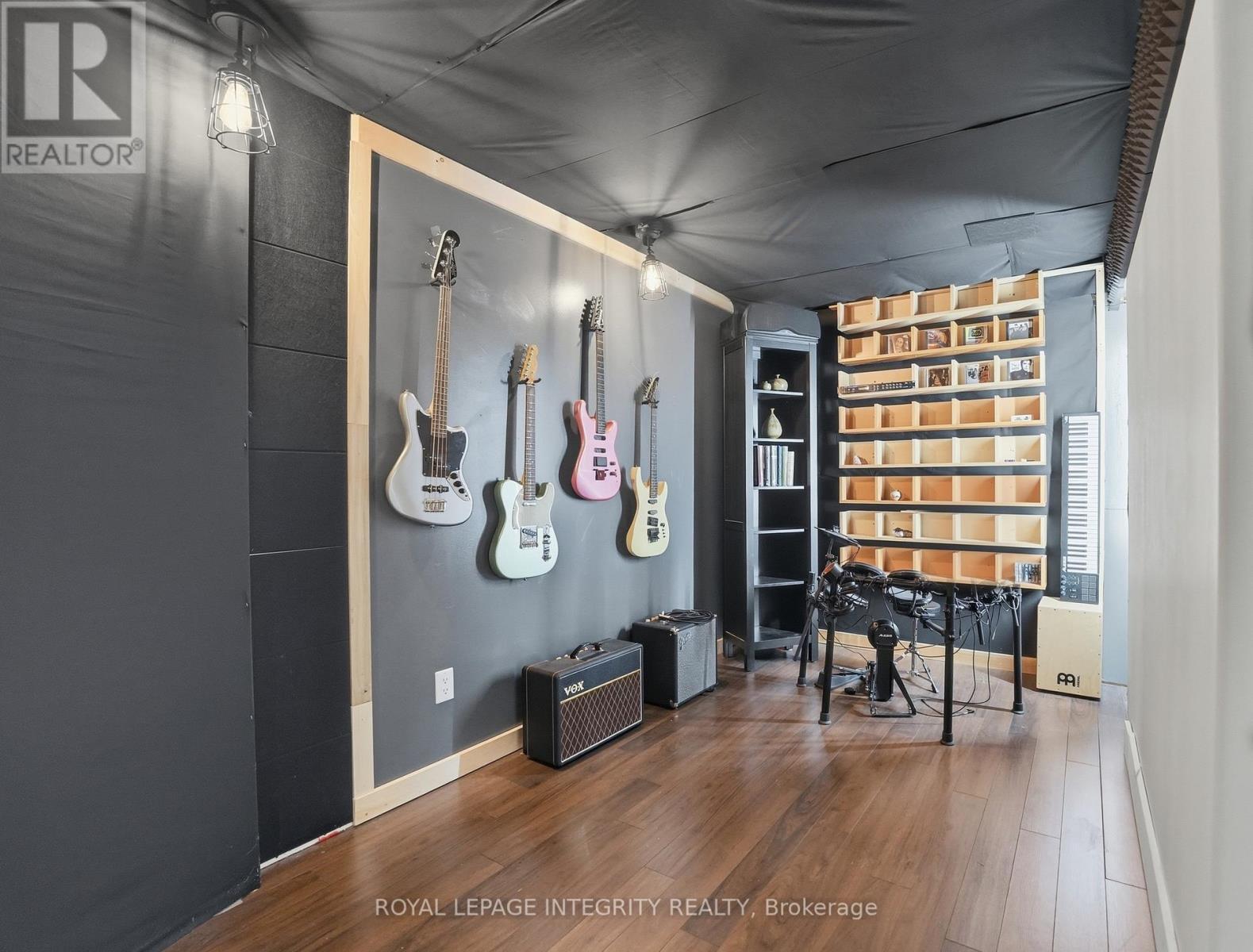 113 Thivierge Court, Clarence-Rockland, Ontario  K4K 0E7 - Photo 35 - X12969882