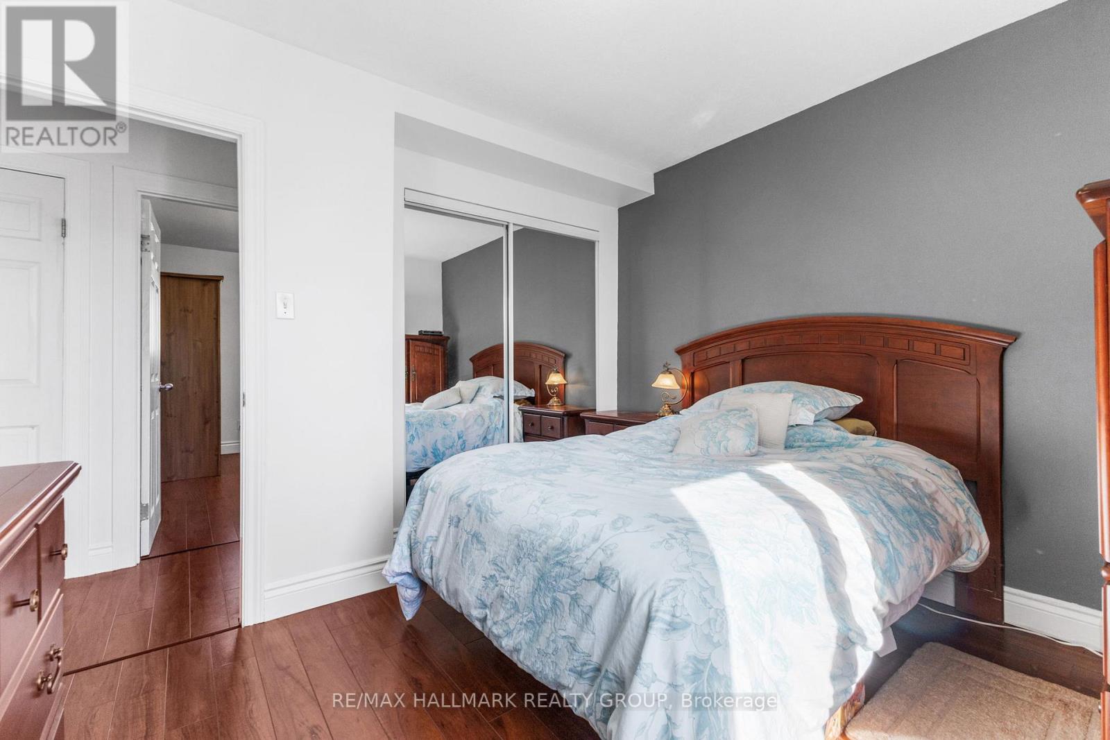 1902 Rosebella Avenue, Ottawa, Ontario  K1T 1G7 - Photo 14 - X12969904