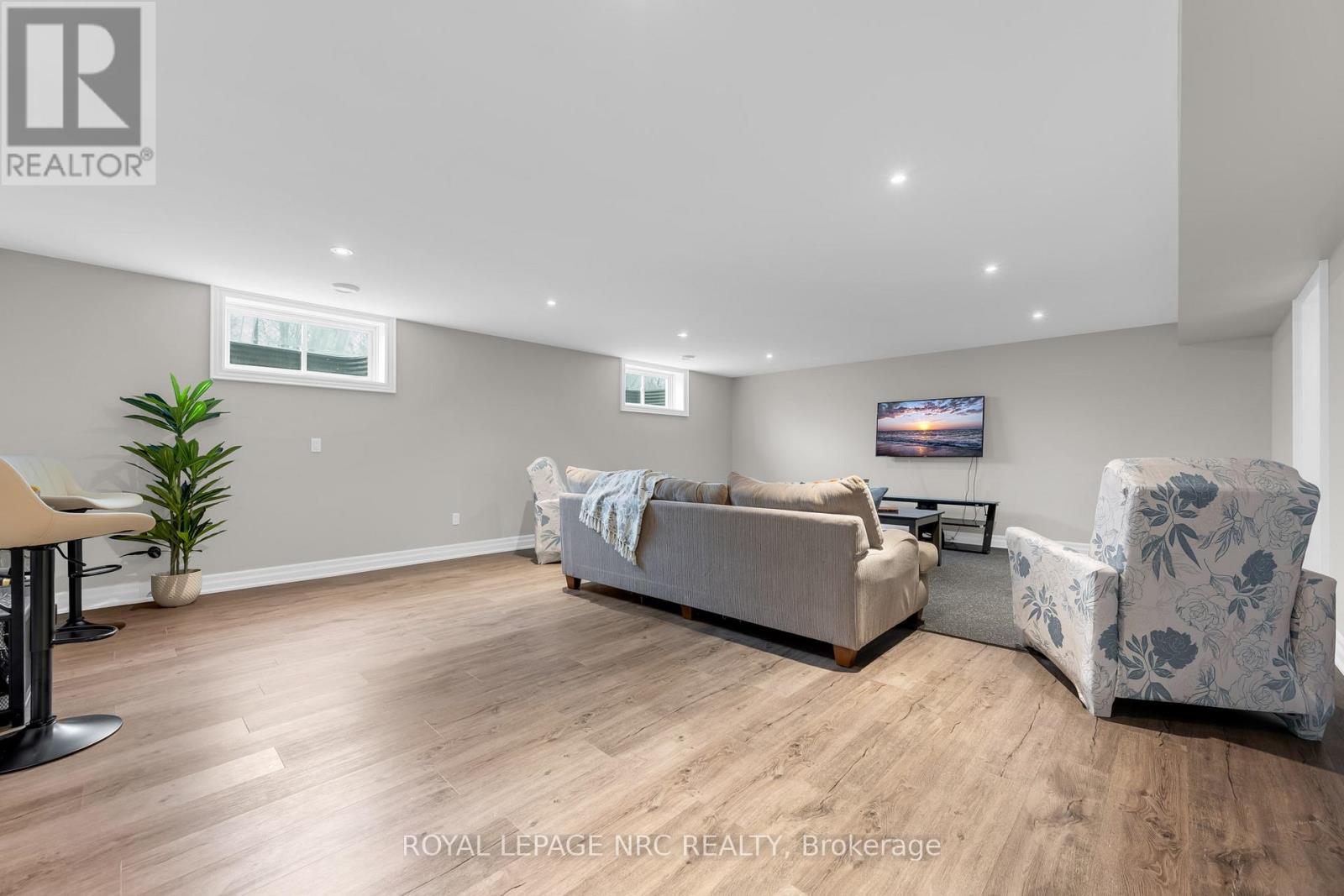 2 Mcfarland Street, Thorold, Ontario  L2V 0J2 - Photo 29 - X12969864