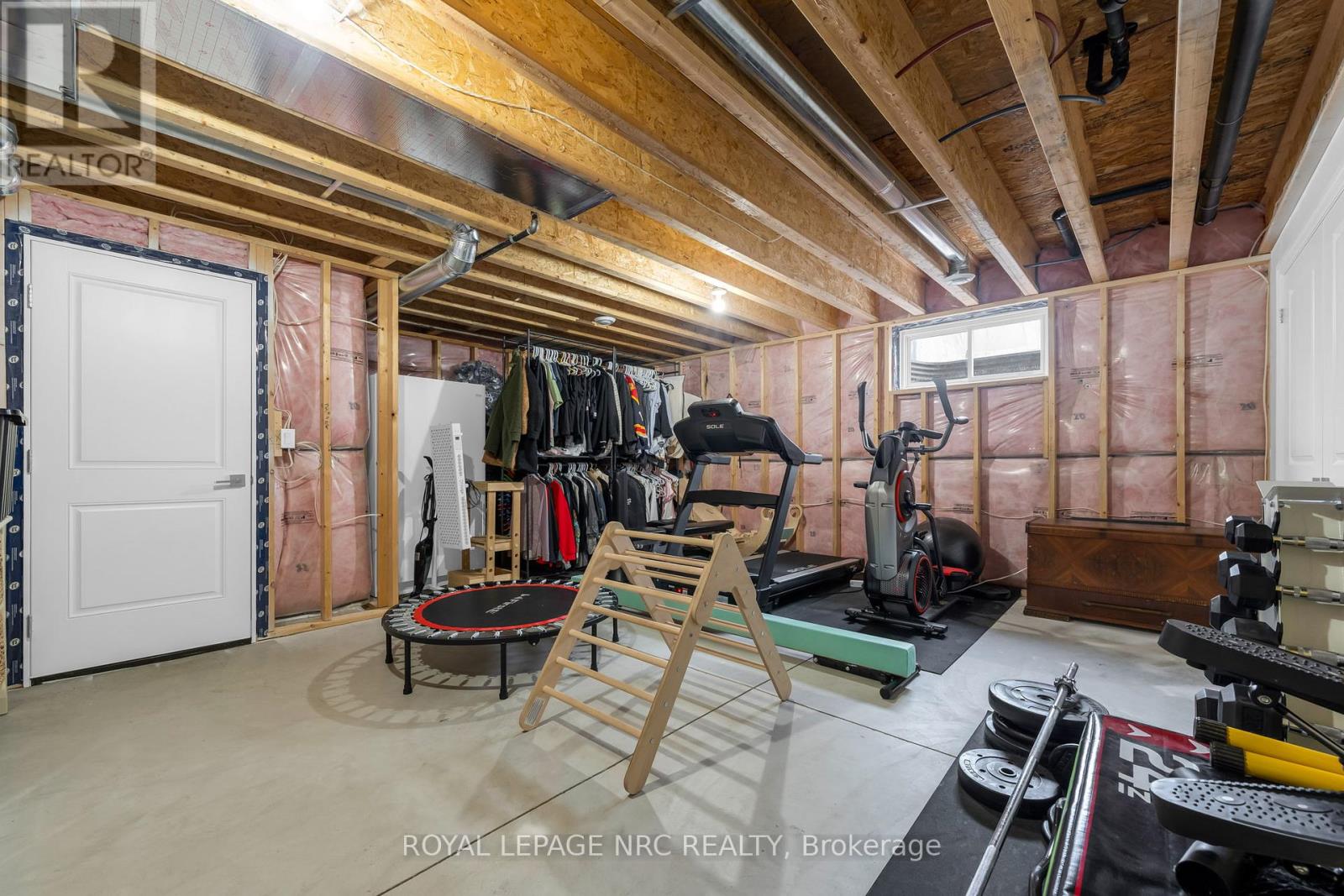 2 Mcfarland Street, Thorold, Ontario  L2V 0J2 - Photo 36 - X12969864