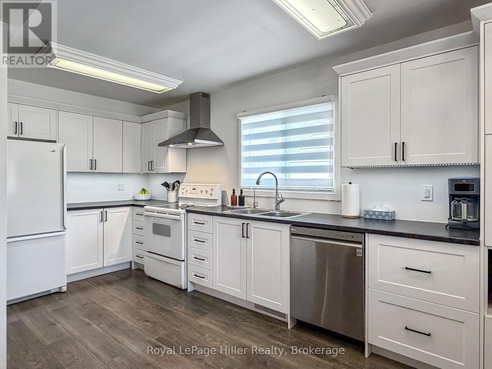 34 Arden Park, Stratford, Ontario  N5A 3E3 - Photo 11 - X12969514