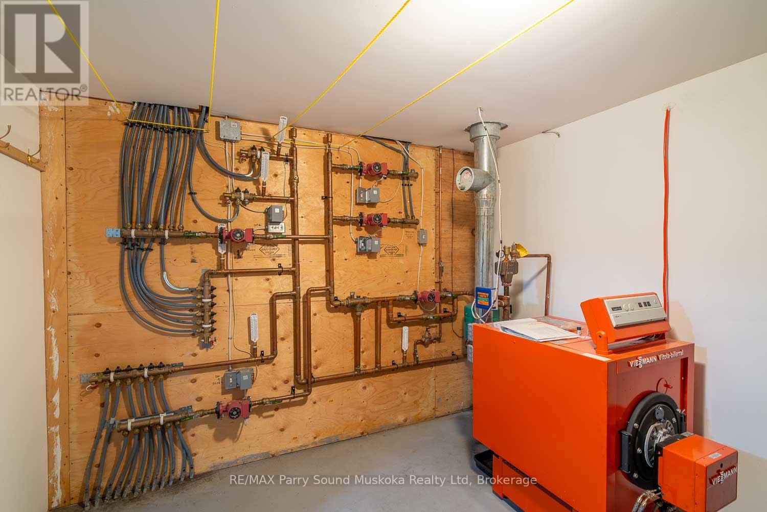 1889 South Horn Lake Road, Magnetawan, Ontario  P0A 1P0 - Photo 23 - X12969544