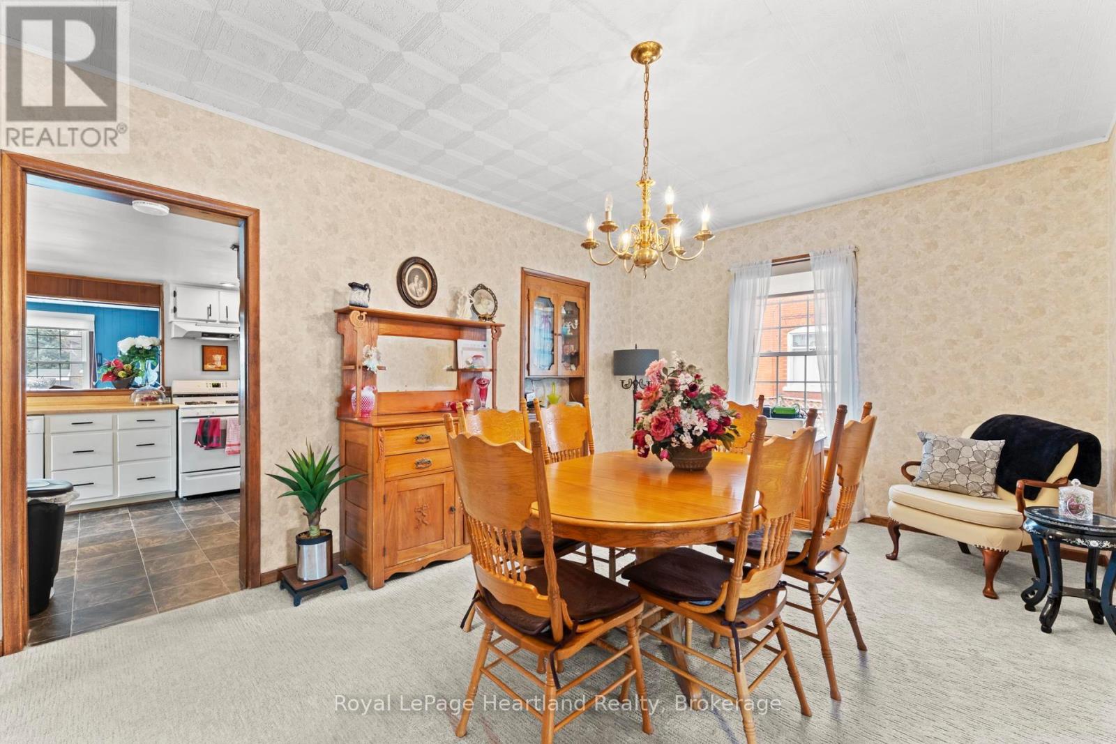 107 Victoria Street N, Goderich, Ontario  N7A 2S2 - Photo 10 - X12969606