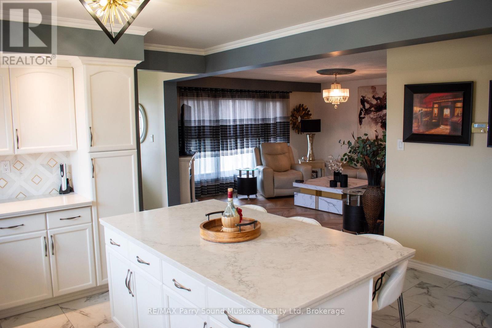 119 Forest Hill Crescent, Hamilton, Ontario  L8K 5V3 - Photo 10 - X12969694