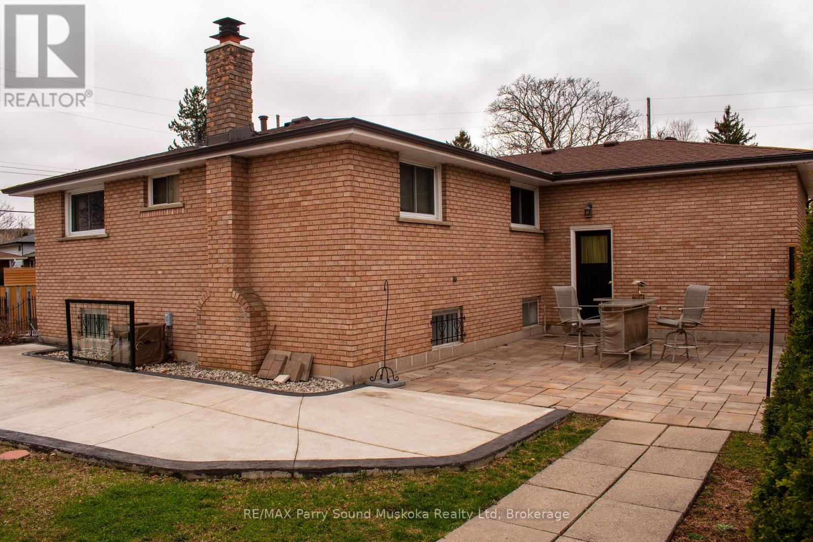 119 Forest Hill Crescent, Hamilton, Ontario  L8K 5V3 - Photo 5 - X12969694