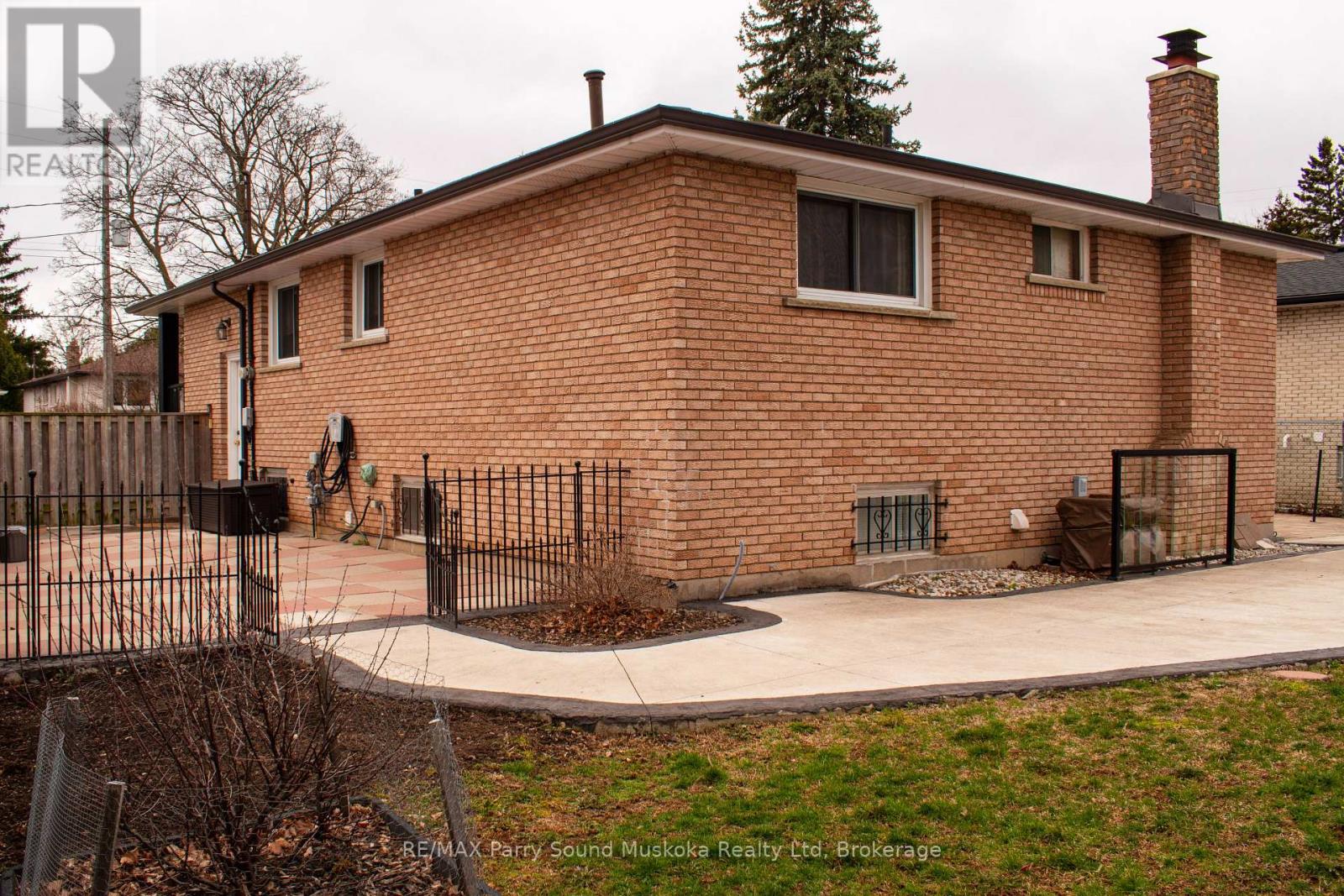 119 Forest Hill Crescent, Hamilton, Ontario  L8K 5V3 - Photo 6 - X12969694