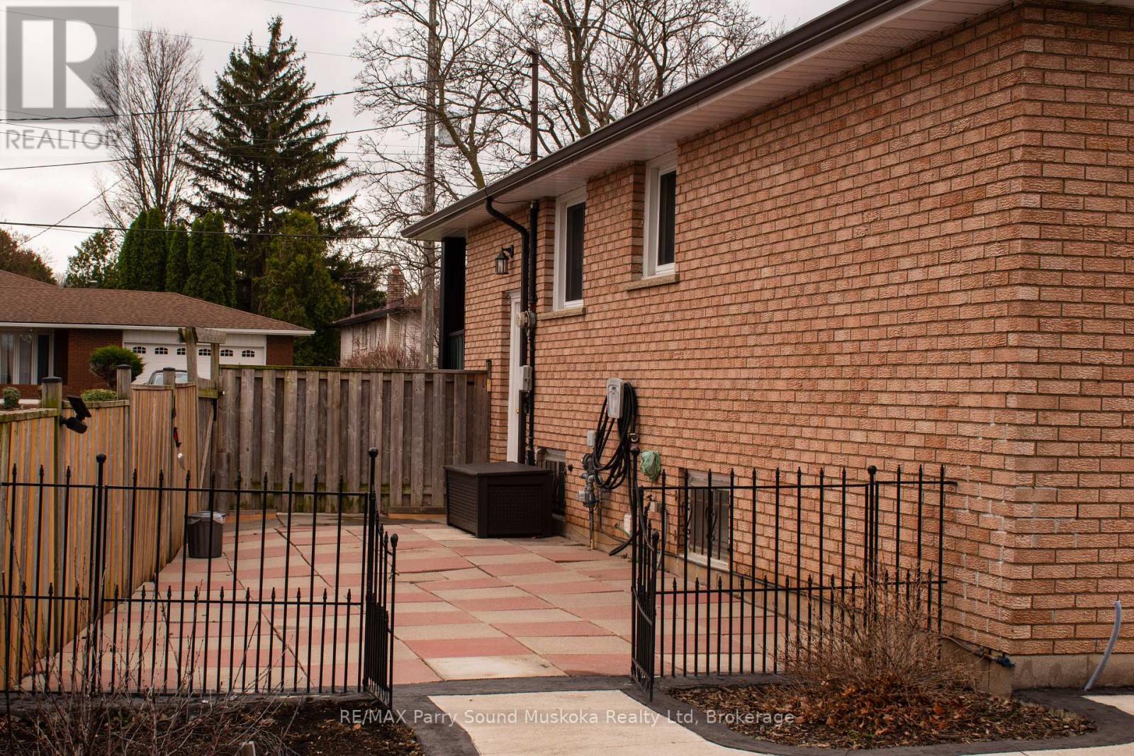 119 Forest Hill Crescent, Hamilton, Ontario  L8K 5V3 - Photo 7 - X12969694