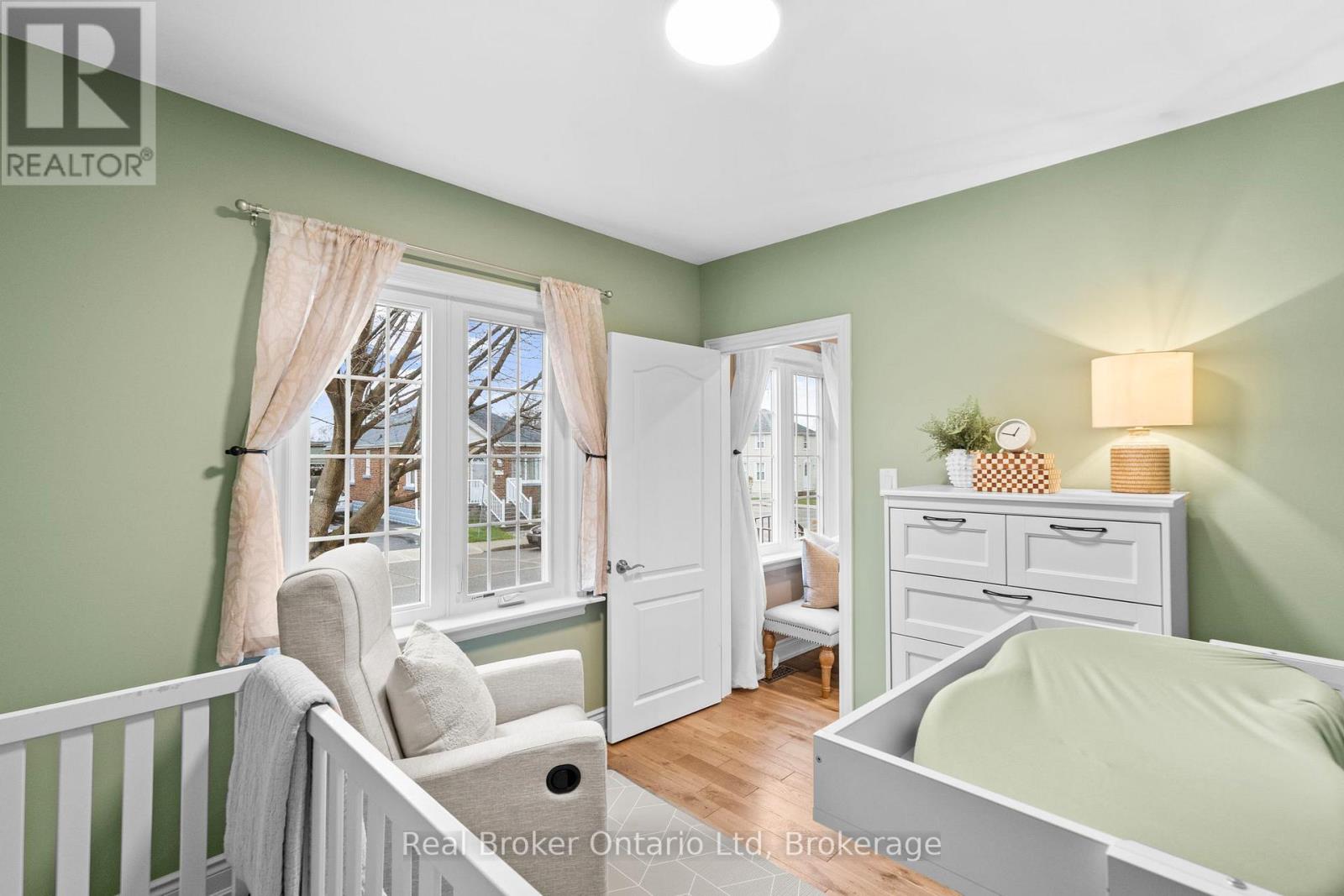 196 Ivon Avenue, Hamilton, Ontario  L8H 5S8 - Photo 17 - X12969712