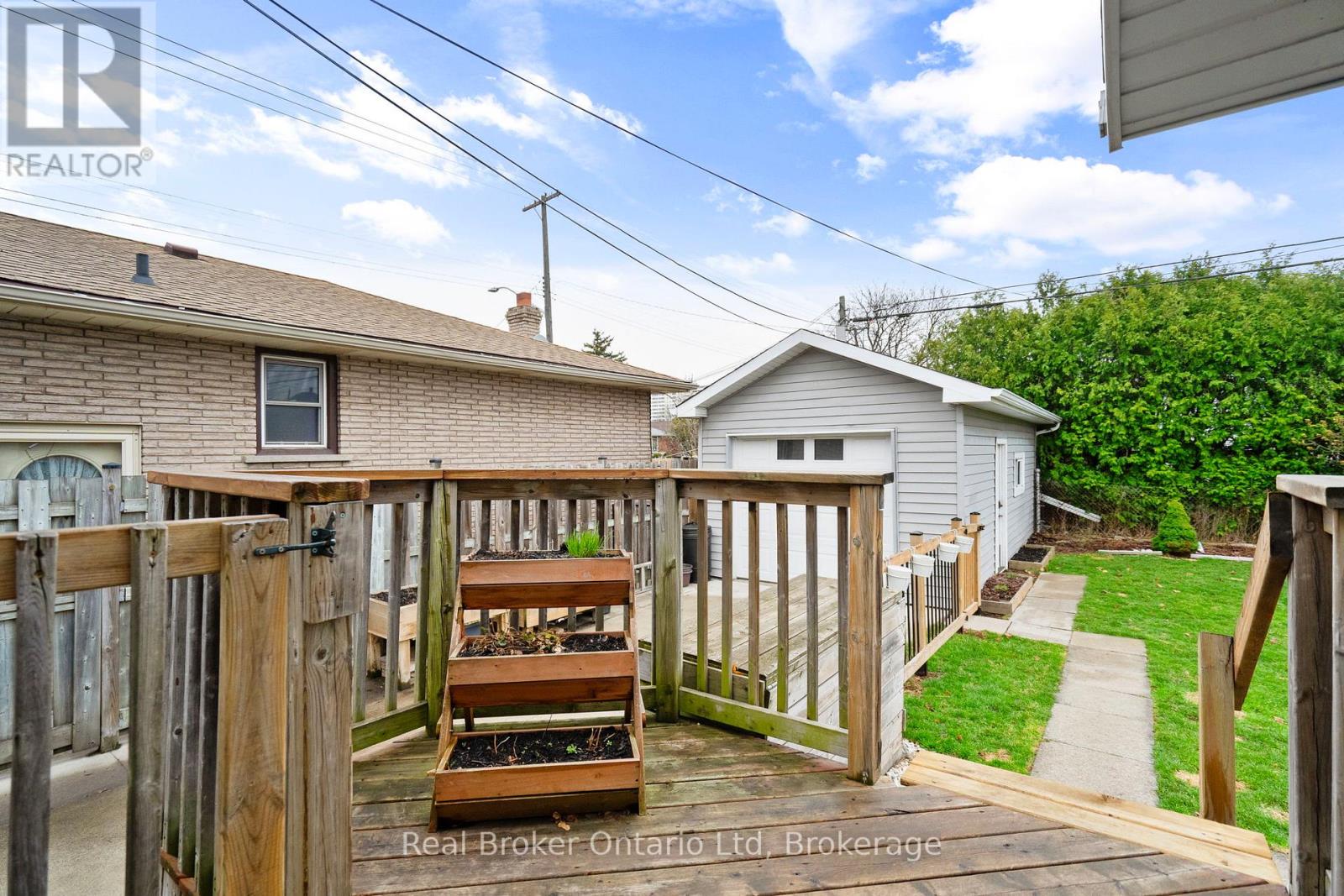 196 Ivon Avenue, Hamilton, Ontario  L8H 5S8 - Photo 24 - X12969712