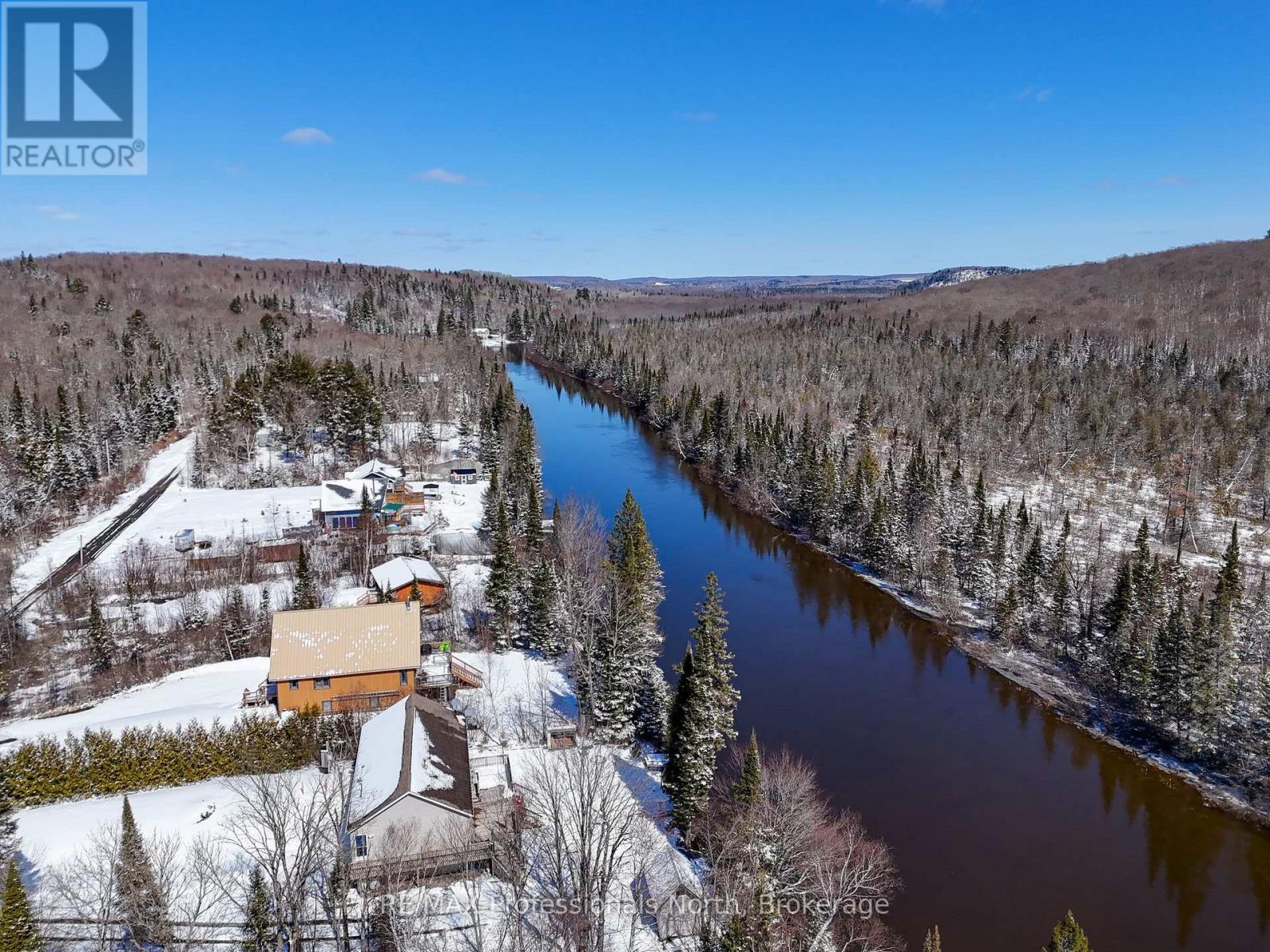 537 Spring Hill Road W, Ryerson, Ontario  P0A 1C0 - Photo 6 - X12969766