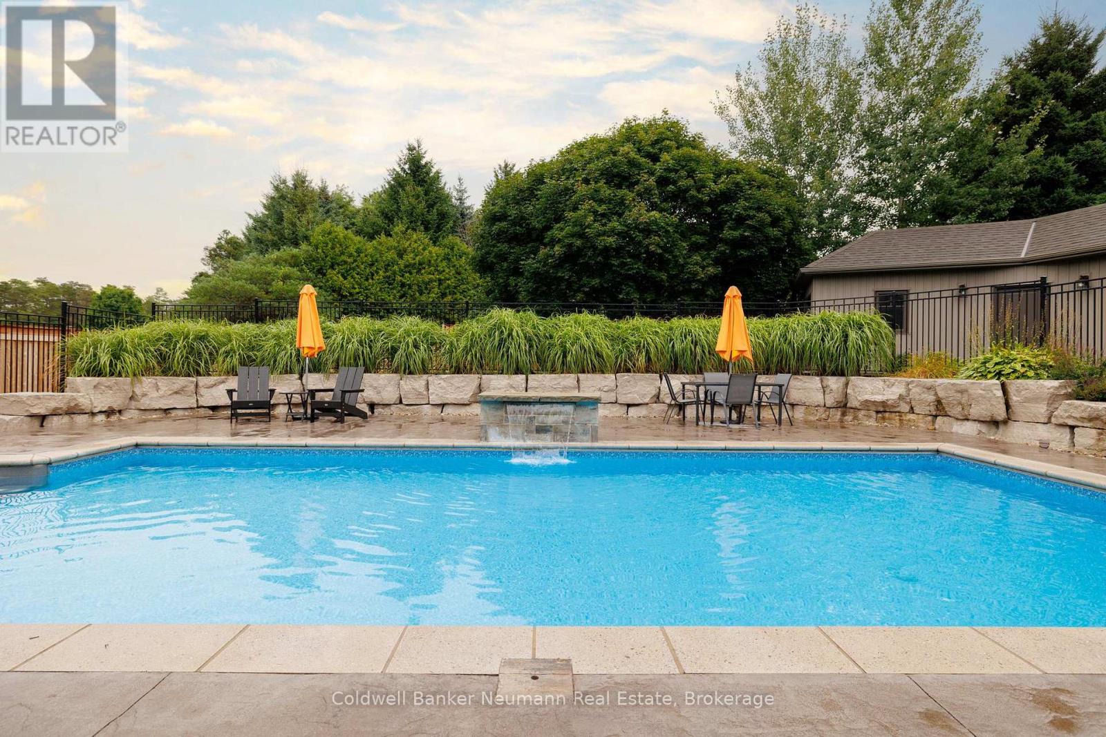 45 Amalia Crescent, Centre Wellington, Ontario  N0B 1J0 - Photo 38 - X12969874