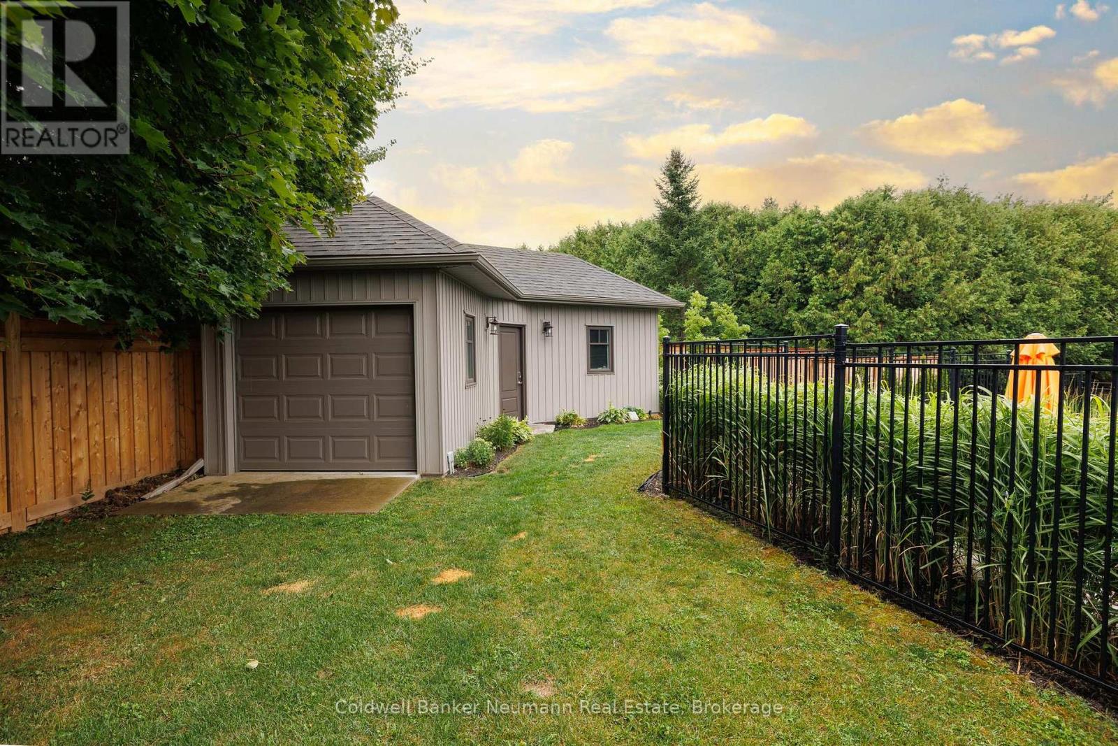 45 Amalia Crescent, Centre Wellington, Ontario  N0B 1J0 - Photo 40 - X12969874