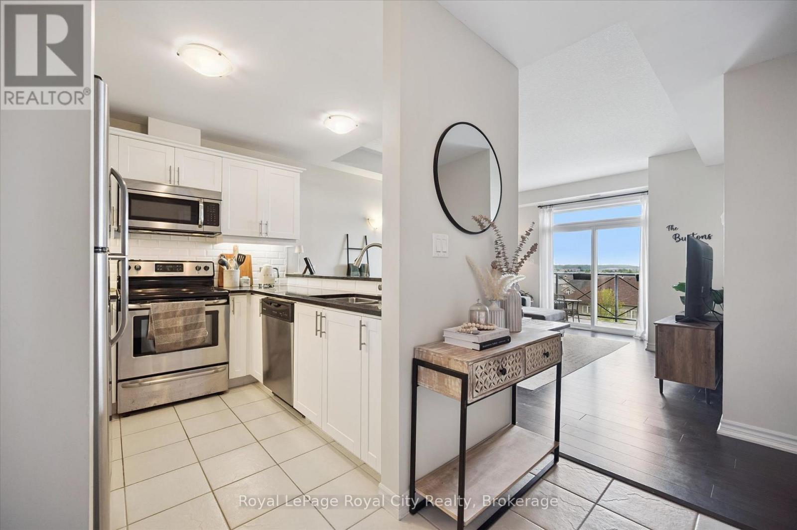 403 - 2 Colonial Drive, Guelph, Ontario  N1L 0K8 - Photo 5 - X12969948