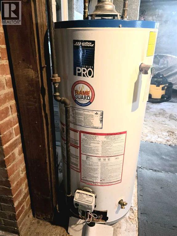 5308 49 Avenue, Camrose, Alberta  T4V 0N5 - Photo 20 - A2266371