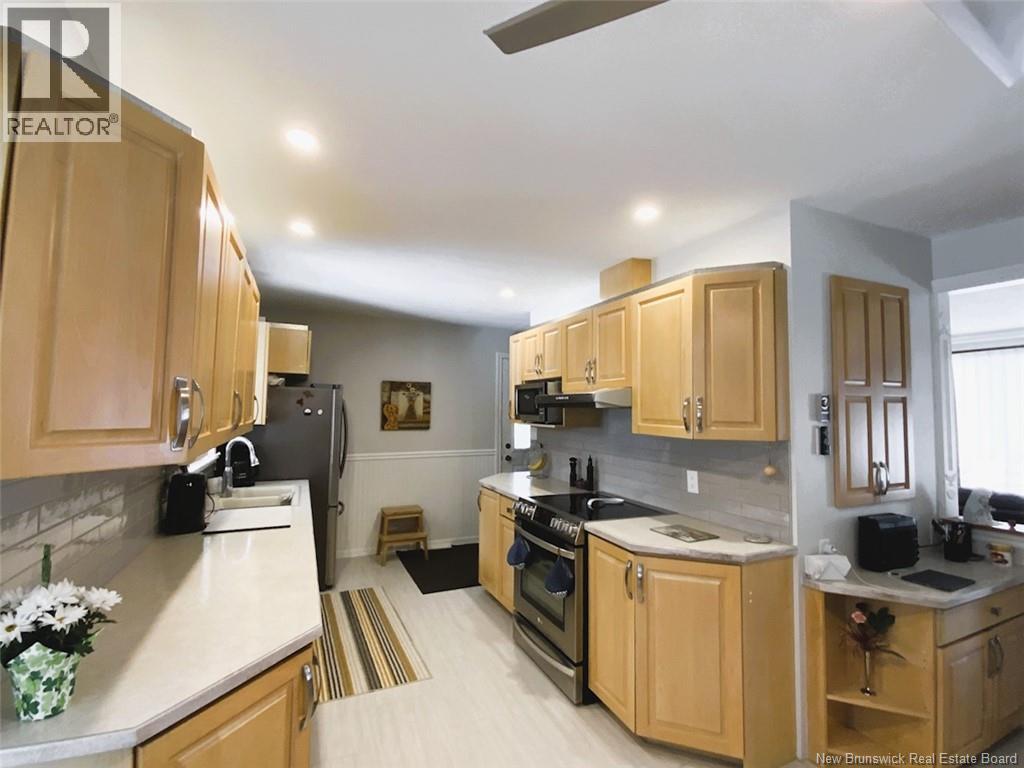 51 Madawaska Street, Saint-Jacques, New Brunswick  E7B 1L6 - Photo 5 - NB136661
