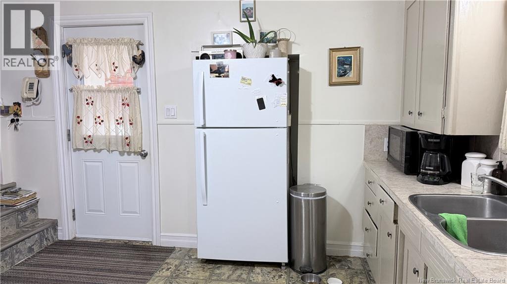 41 Lapointe Street, Saint-Léonard, New Brunswick  E7E 1X3 - Photo 9 - NB136718