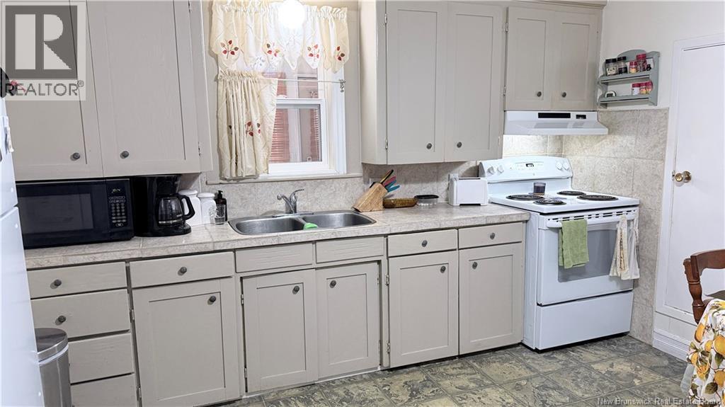 41 Lapointe Street, Saint-Léonard, New Brunswick  E7E 1X3 - Photo 7 - NB136718