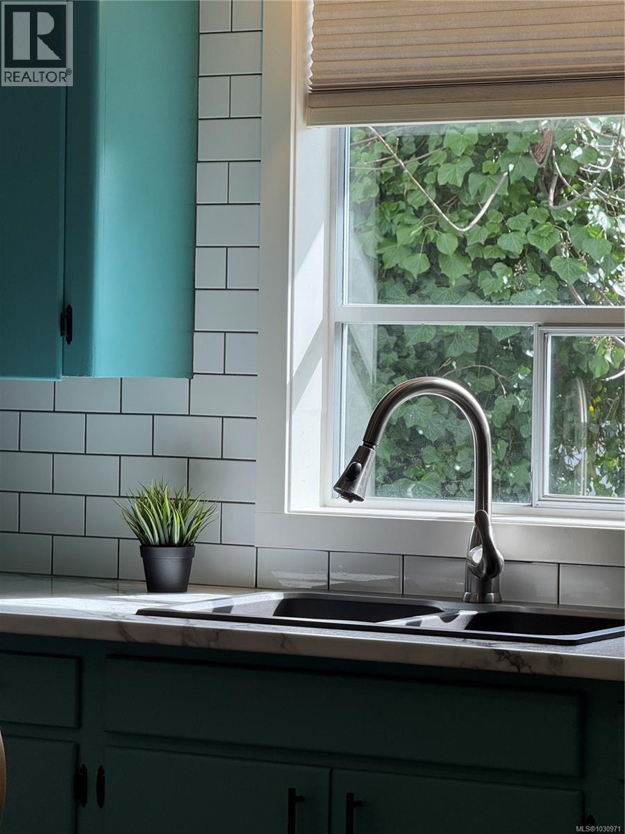 270 Beech Ave, Duncan, British Columbia  V9L 3J5 - Photo 3 - 1030971